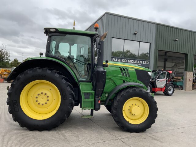 John Deere 6215R Tractor (ST24142)