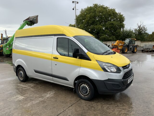 Ford Transit Custom (ST24054)