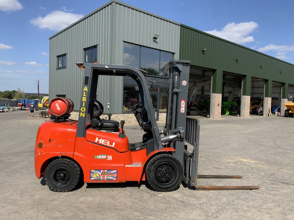 Heli FG35F Fork Lift (ST24218)