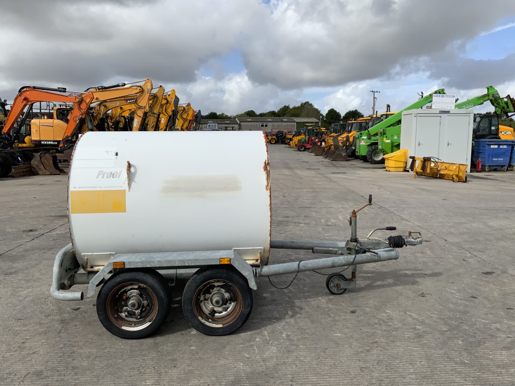 Fuel Proof Twin Axle 1000ltr Fuel Tank