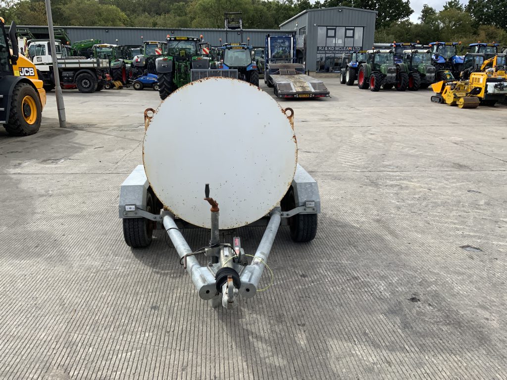 Fuel Proof Twin Axle 1000ltr Fuel Tank