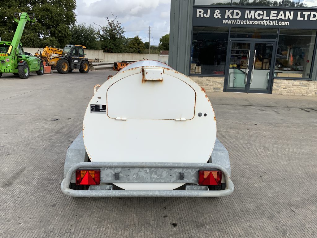 Fuel Proof Twin Axle 1000ltr Fuel Tank