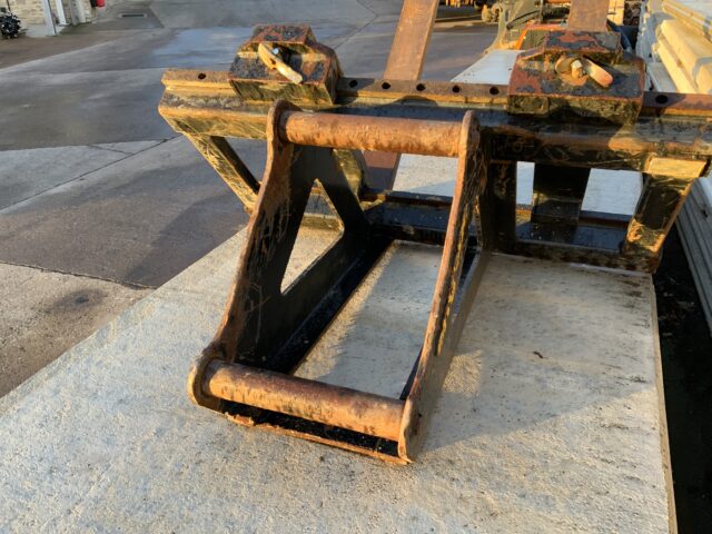 Engcon GH1200 Pallet Forks