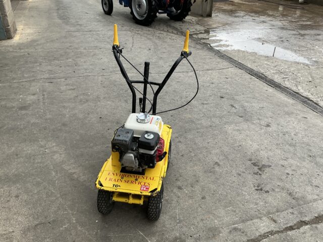 BirchWood Turf Cutter