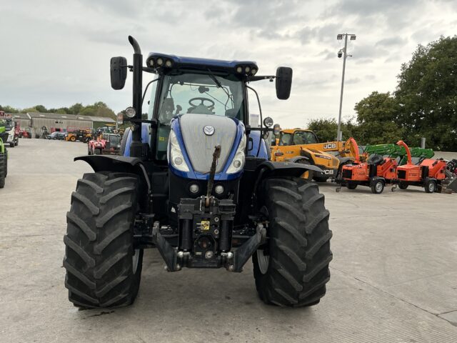 New Holland T7.270 Blue Power Tractor (ST24177)