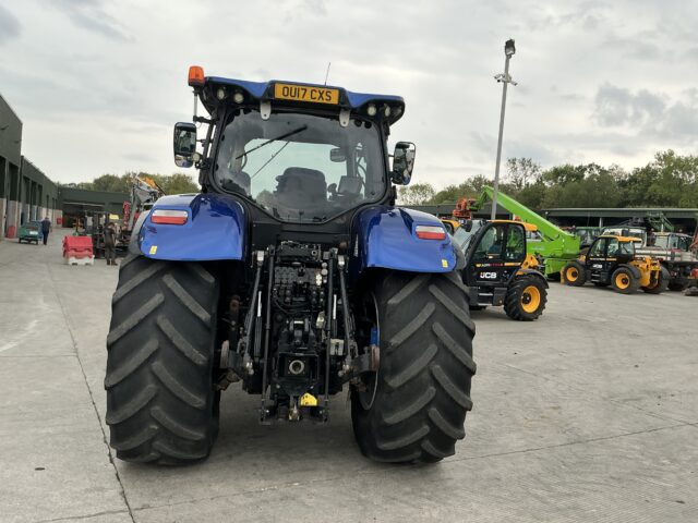 New Holland T7.270 Blue Power Tractor (ST24177)
