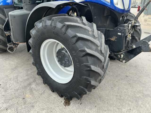 New Holland T7.270 Blue Power Tractor (ST24177)
