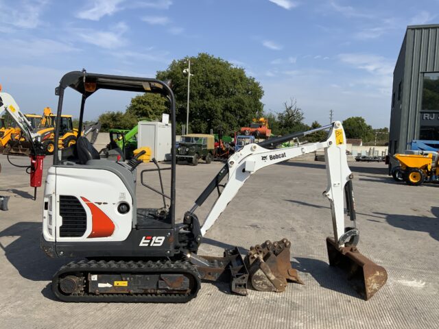 Bobcat E19 Digger (ST24216)