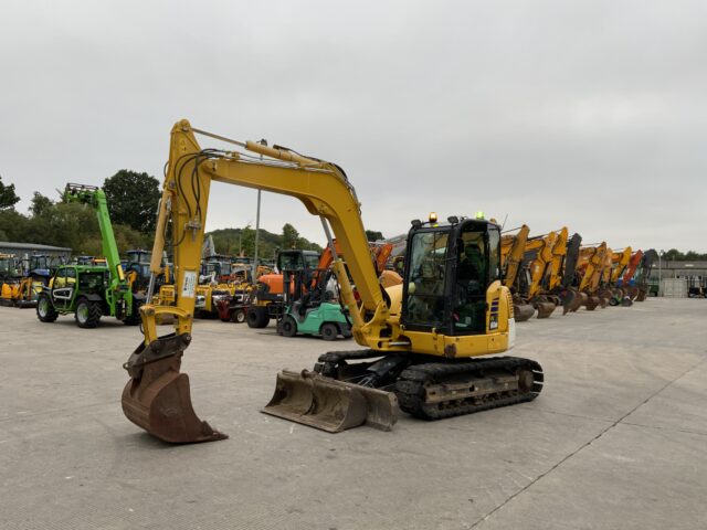 Komatsu PC80 MR-5E Digger (ST24213)