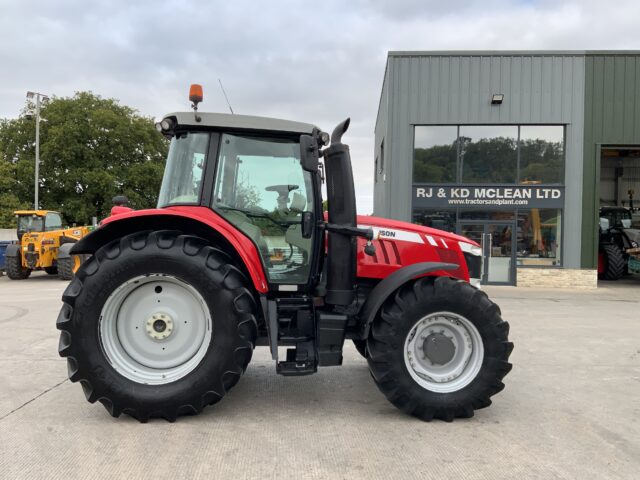 Massey Ferguson 6716s Dyna 6 Tractor (ST24184)