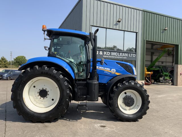 New Holland T7.245 Tractor (ST24115)