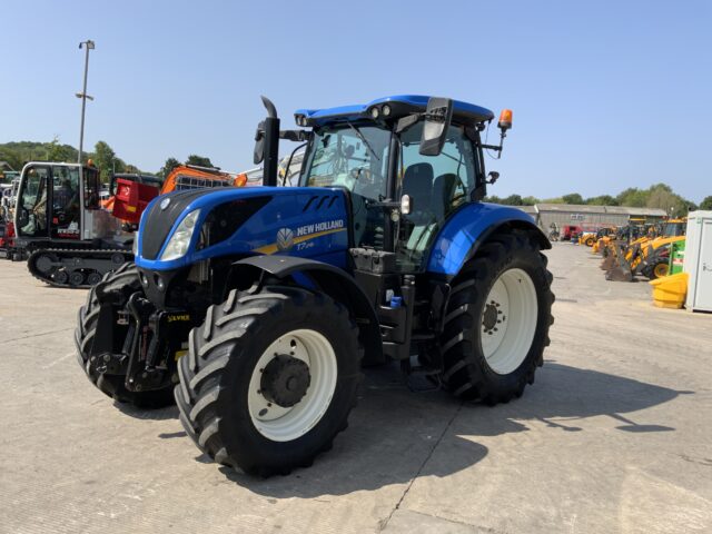 New Holland T7.245 Tractor (ST24115)