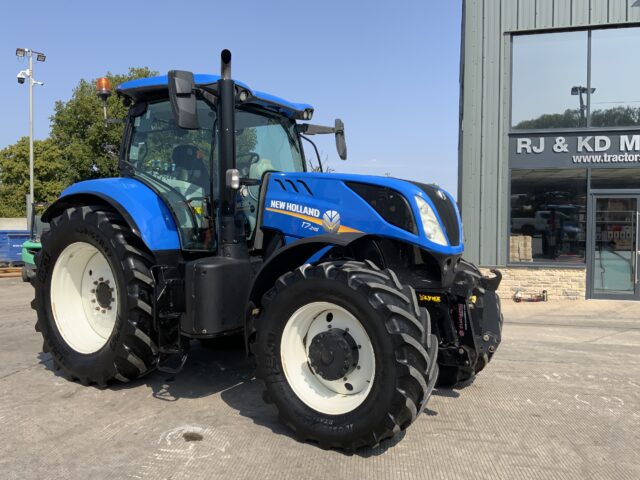 New Holland T7.245 Tractor (ST24115)