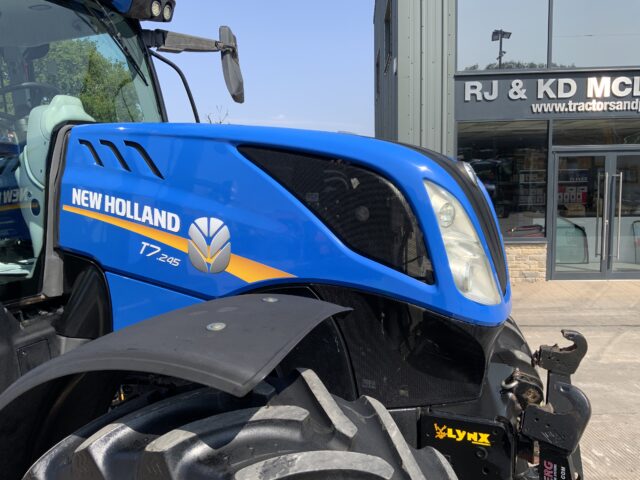New Holland T7.245 Tractor (ST24115)