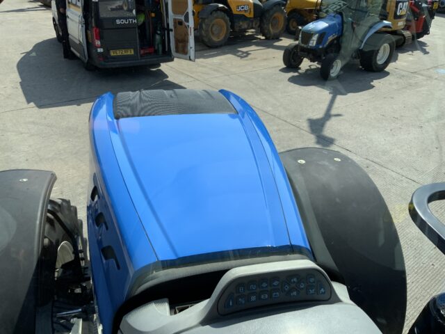 New Holland T7.245 Tractor (ST24115)