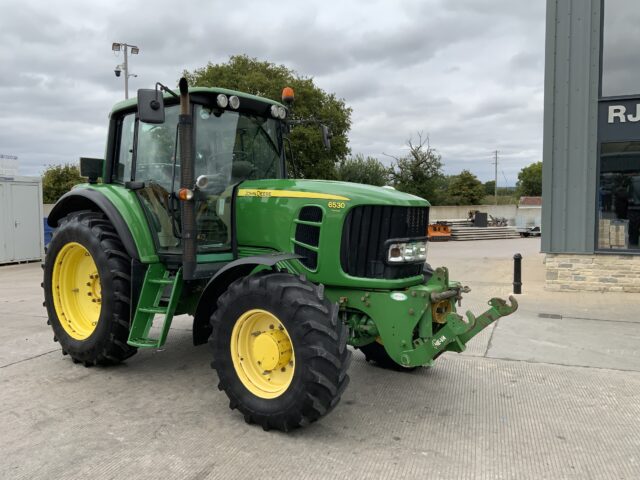 John Deere 6530 Premium Tractor (ST24079)