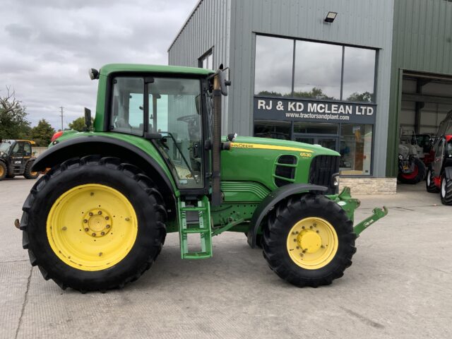 John Deere 6530 Premium Tractor (ST24079)