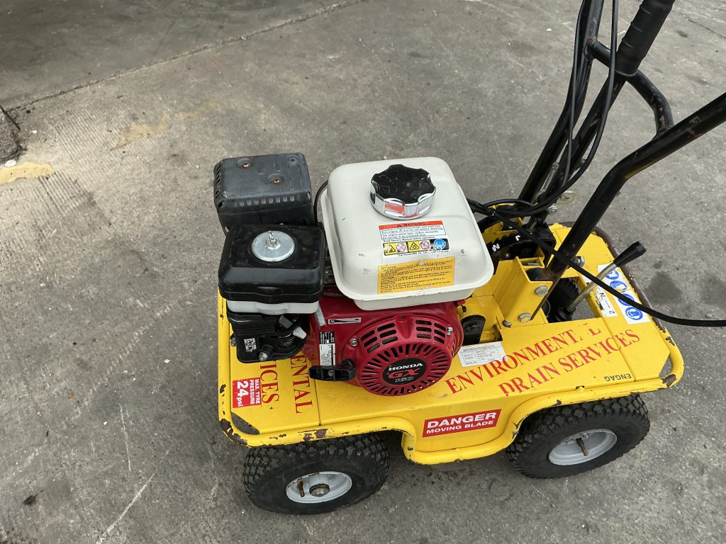 BirchWood Turf Cutter