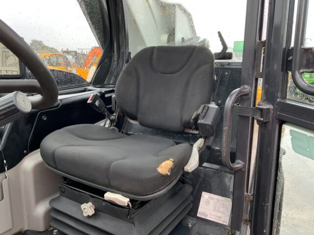 Bobcat 35-105 Telehandler (ST24208)