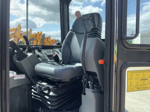 Bobcat E26 Digger (ST23997)