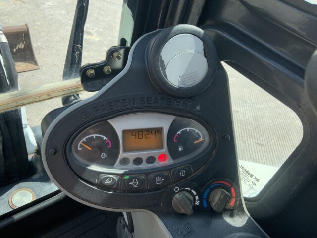 Bobcat E26 Digger (ST23997)