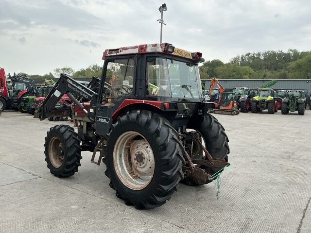 Case International 895XL Tractor (ST23766)