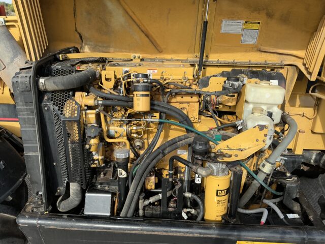 CAT TH62 Telehandler (ST24281)