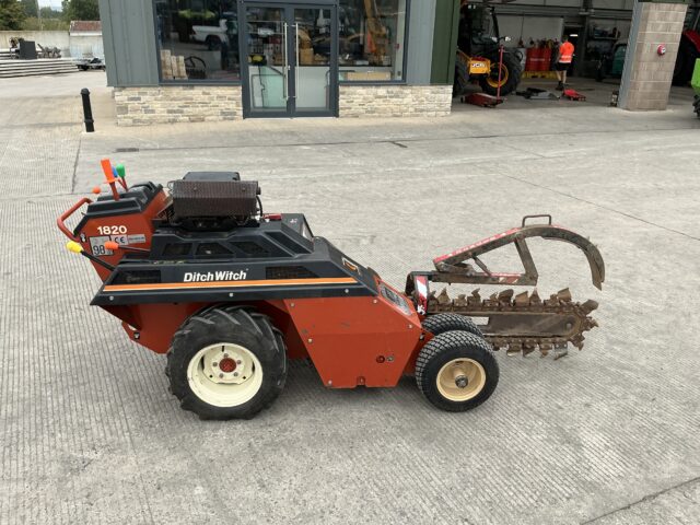 Ditch Witch 1820 Walk Behind Trencher