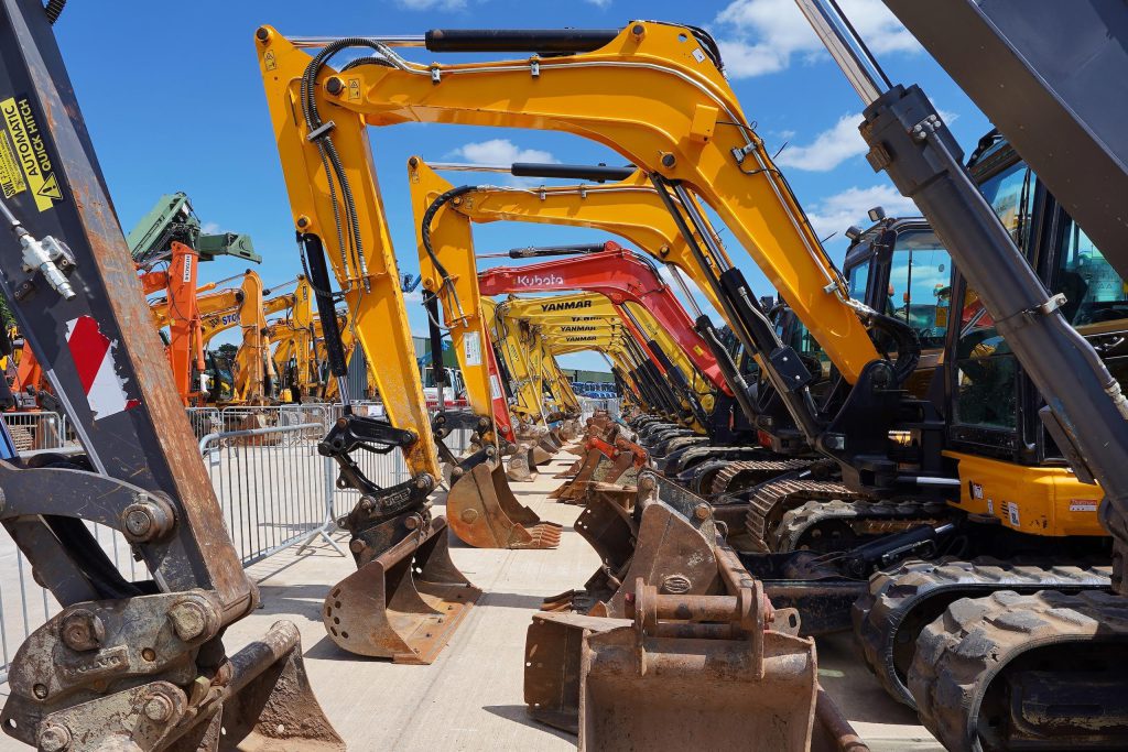 Diggers Archives - RJ and KD McLean Ltd - Tractors and Plant