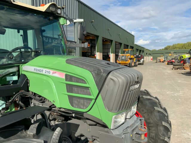Fendt 210 (ST23988)