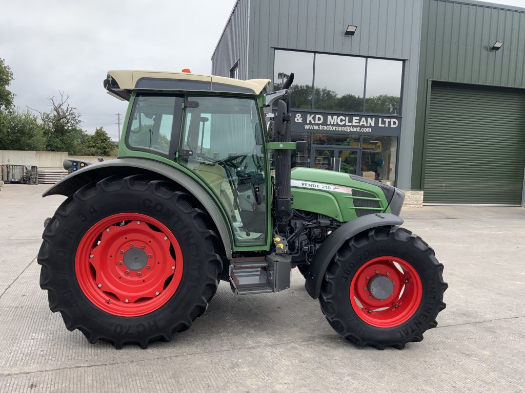 Fendt 210 (ST23988)