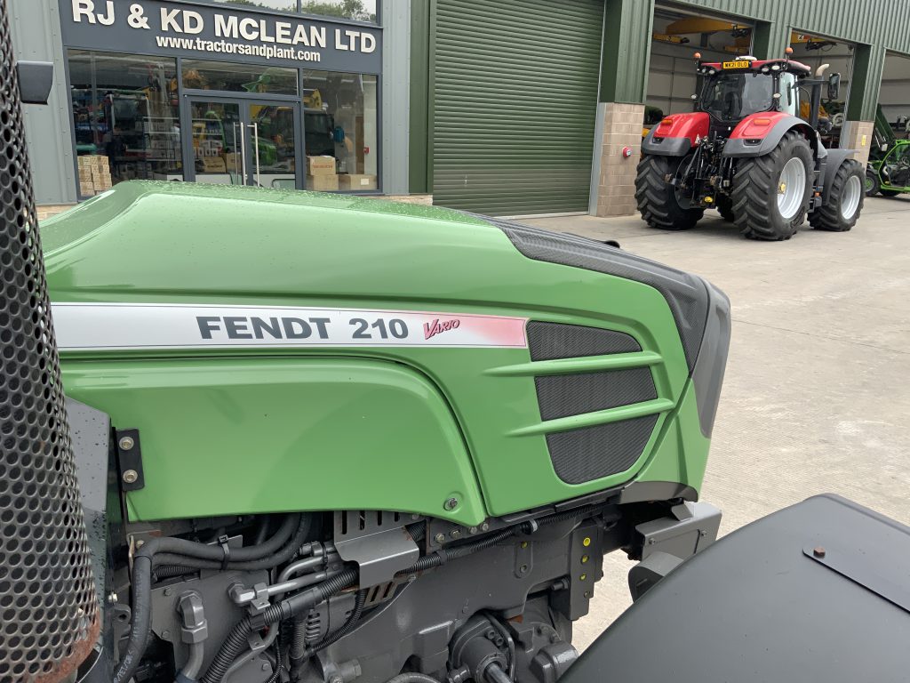 Fendt 210 (ST23988)