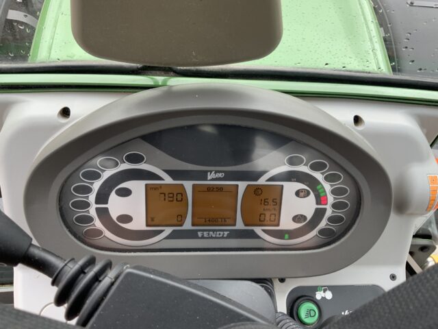 Fendt 210 (ST23988)