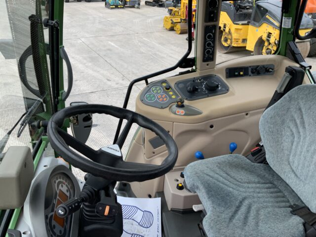 Fendt 210 (ST23989)