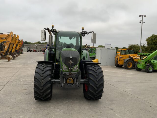 Fendt 724 Profi Plus Tractor (ST23854)