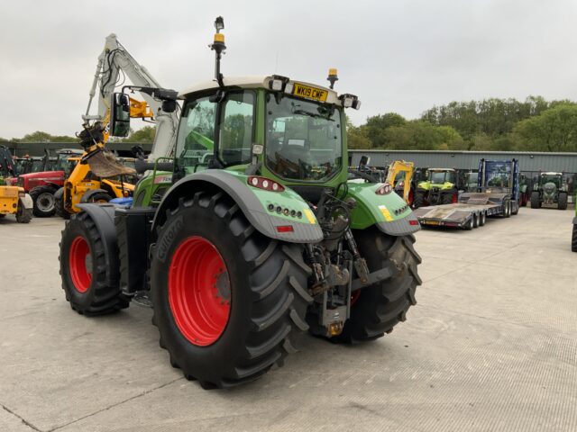 Fendt 724 Profi Plus Tractor (ST23854)