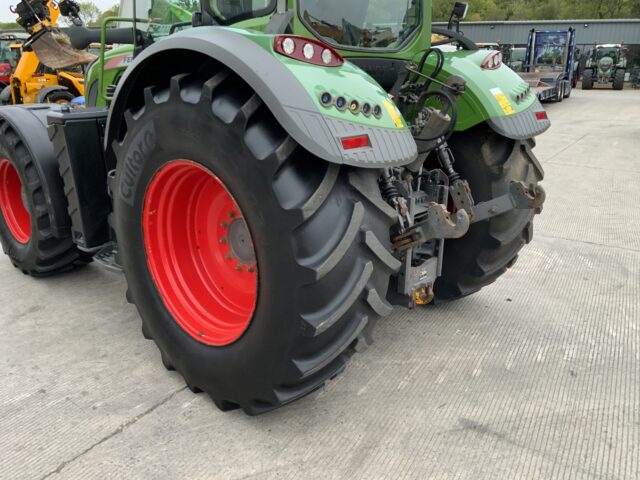 Fendt 724 Profi Plus Tractor (ST23854)