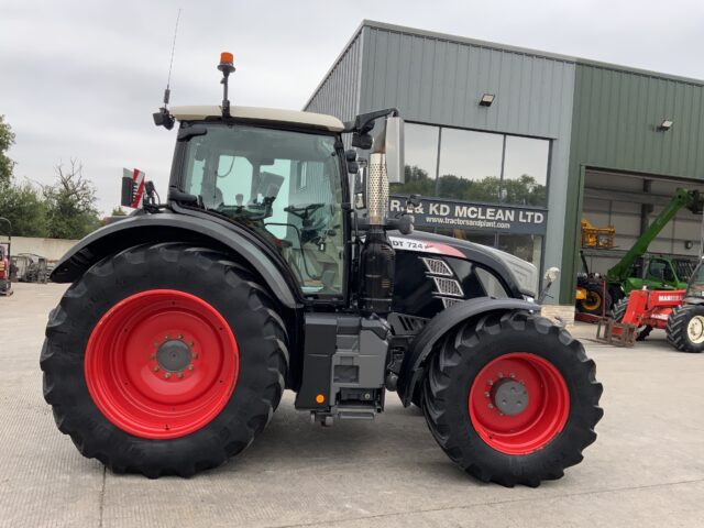 Fendt S4 724 Profi Plus Tractor (ST24141)