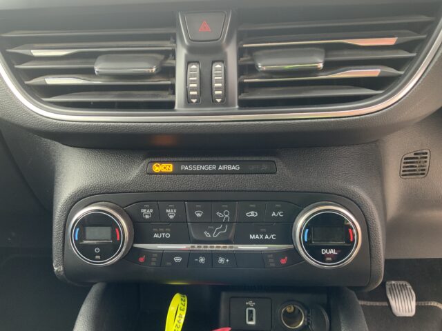 Ford Focus (ST24055)