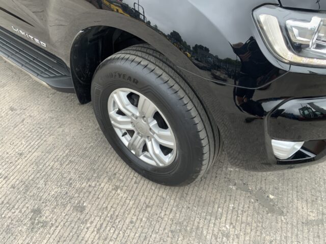 Ford Ranger Limited Double Cab Pick Up (ST24144)