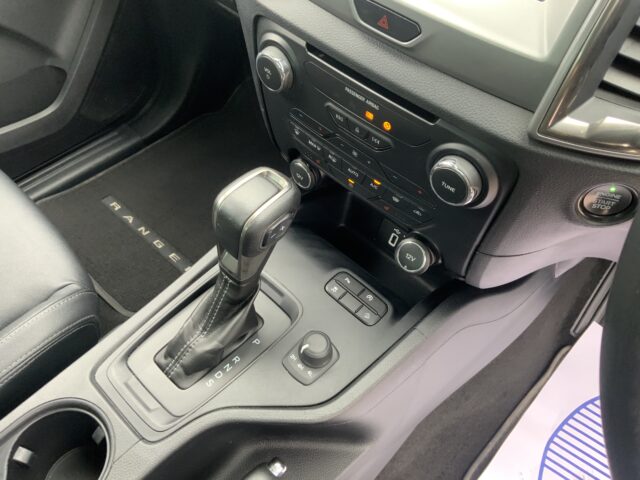 Ford Ranger Limited Double Cab Pick Up (ST24144)