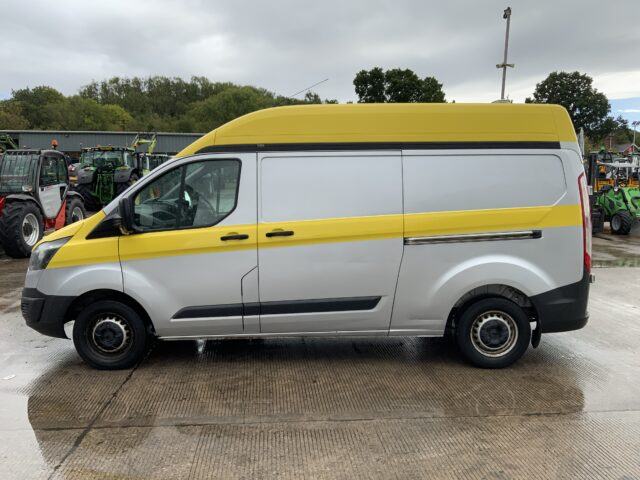 Ford Transit Custom (ST24054)