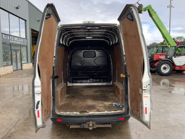 Ford Transit Custom (ST24054)