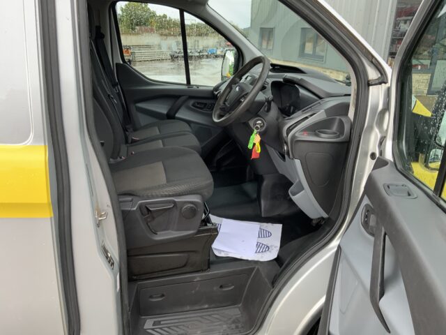 Ford Transit Custom (ST24054)