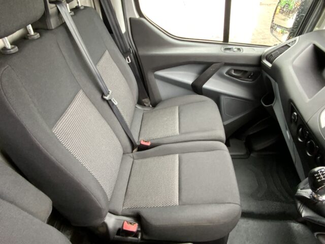 Ford Transit Custom (ST24054)