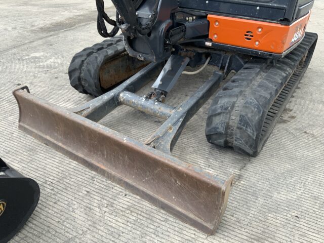 Hitachi Zx48u Digger (ST24256)