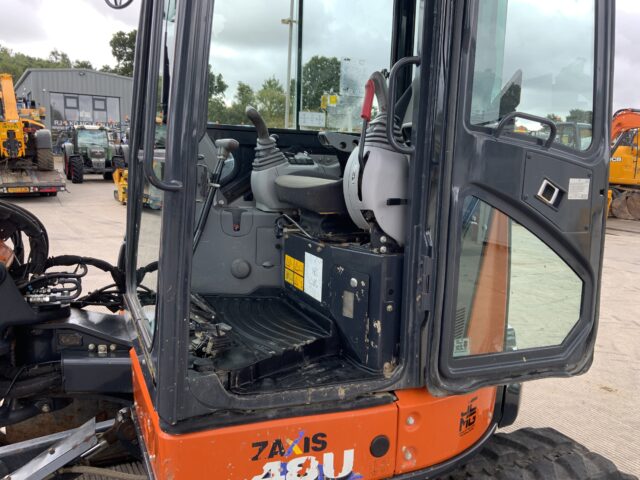 Hitachi Zx48u Digger (ST24256)