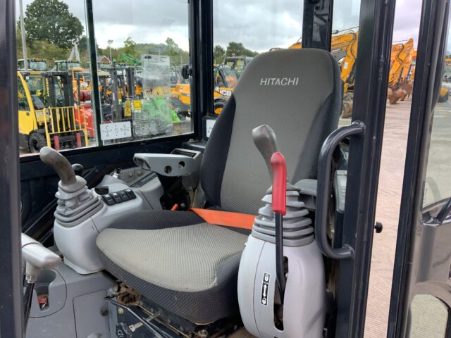 Hitachi Zx48u Digger (ST24256)