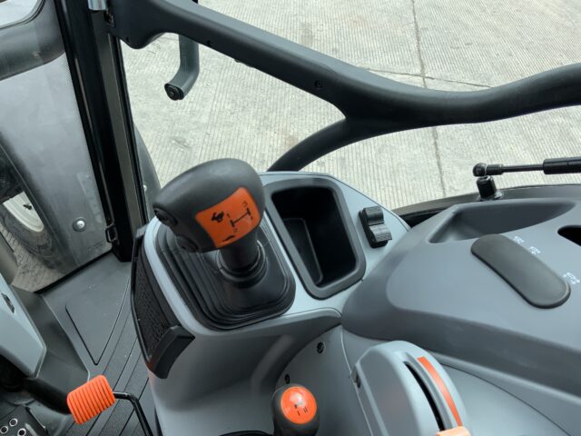 New Holland T5.95 Tractor (ST23762)