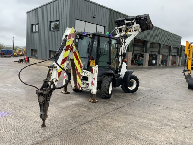 JCB 3CX Compact Wheeled Digger (ST24254)